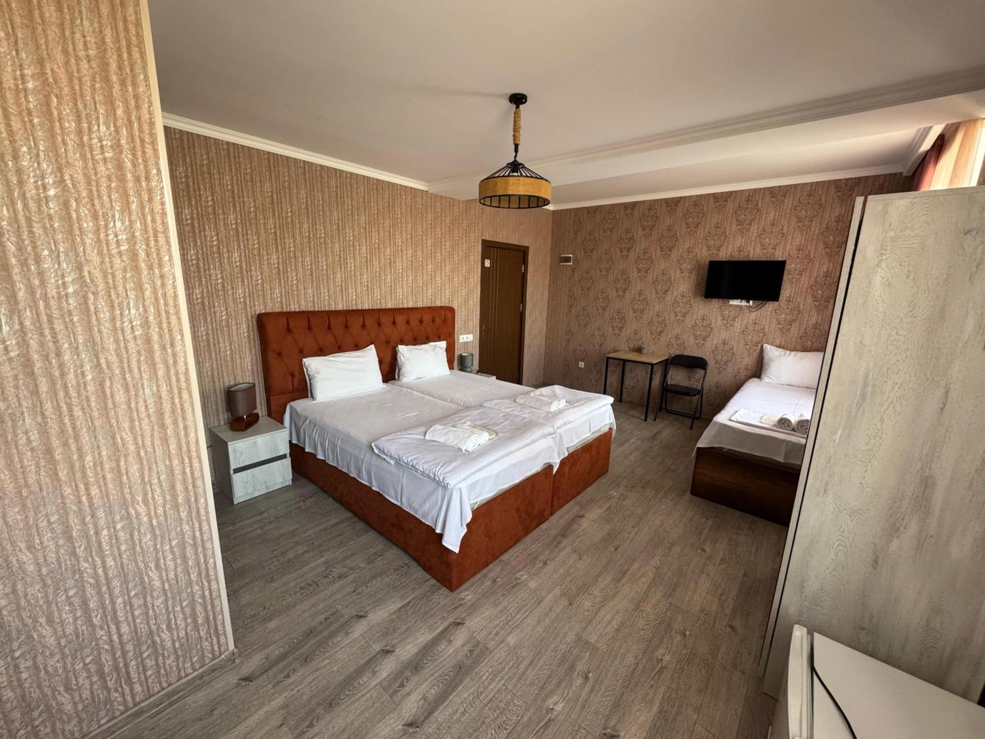 Four Seasons Riverside Kutaisi Exterior foto