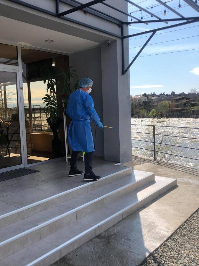 Four Seasons Riverside Kutaisi Exterior foto